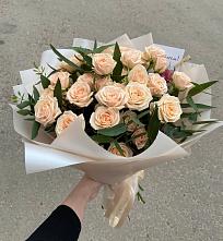 Букет Кремовые розы Латте в Усть-Луга