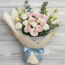 Букет цветов из:  Лизиантусы в Усть-Луга