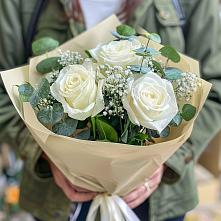 Букет цветов из:  Розы в Усть-Луга