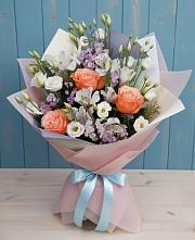 Букет цветов из:  Лизиантусы, Розы, Альстромерии и Гипсофила #REPLACE_PRED# Усть-Луга