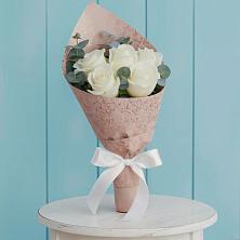 Букет цветов из:  Розы в Усть-Луга