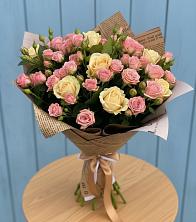 Букет цветов из:  Розы в Усть-Луга