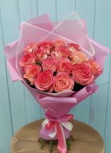 Букет 15 Розовых роз Равель в Усть-Луга