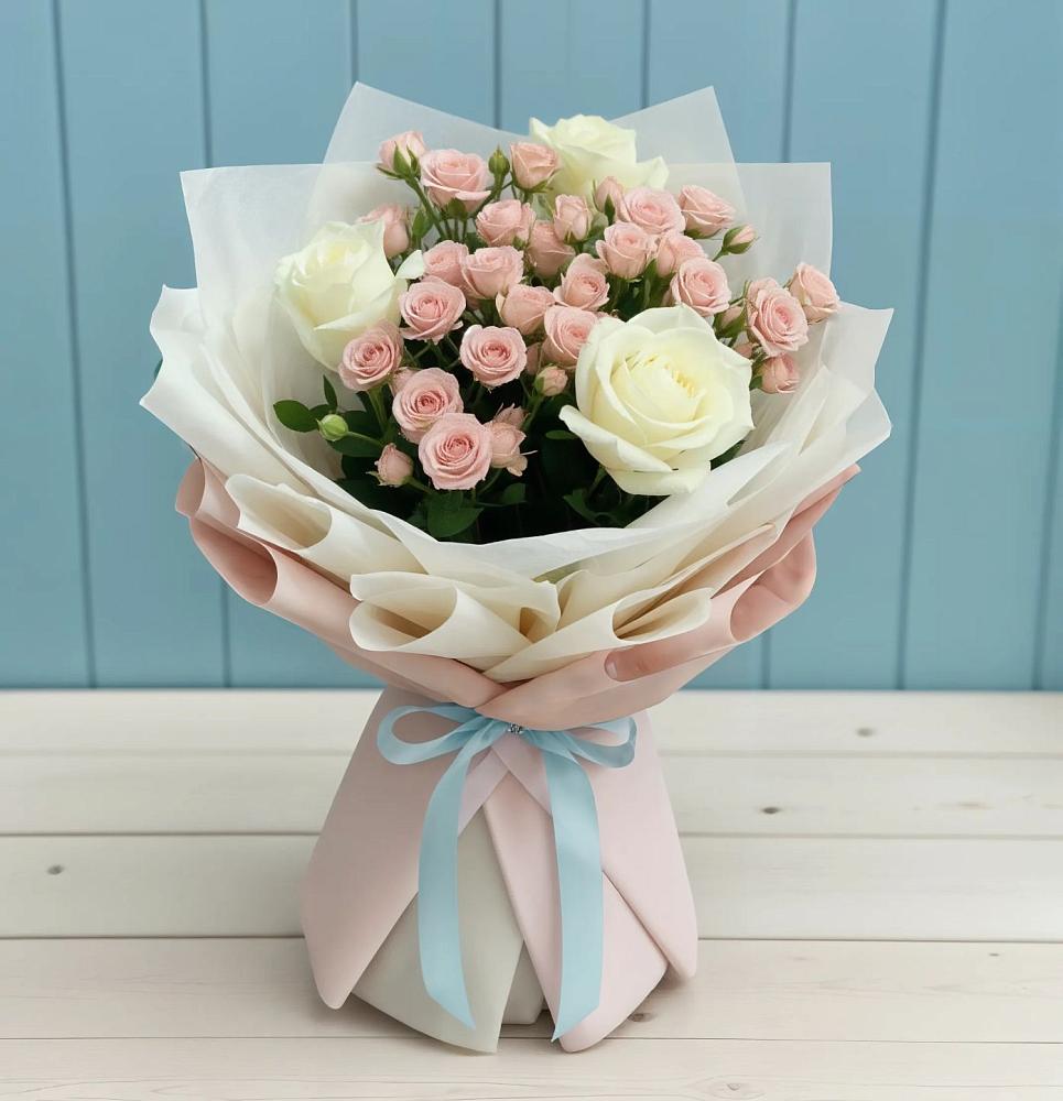 Букет цветов из: Розы в Усть-Луга